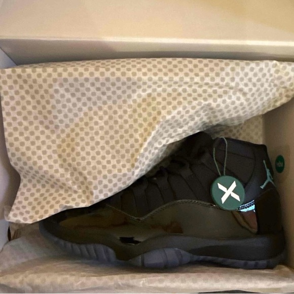 Jordan 11 Retro Gamma Blue - Picture 8 of 16